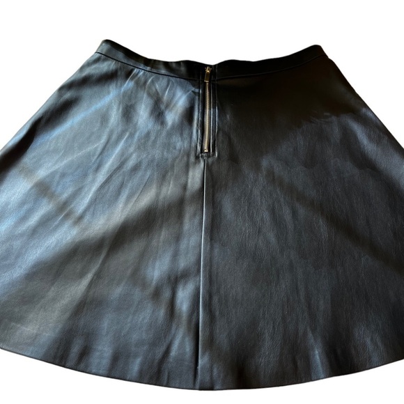 Dynamite A-Line Black Faux Leather Mini- Skirt EUC - Picture 2 of 11